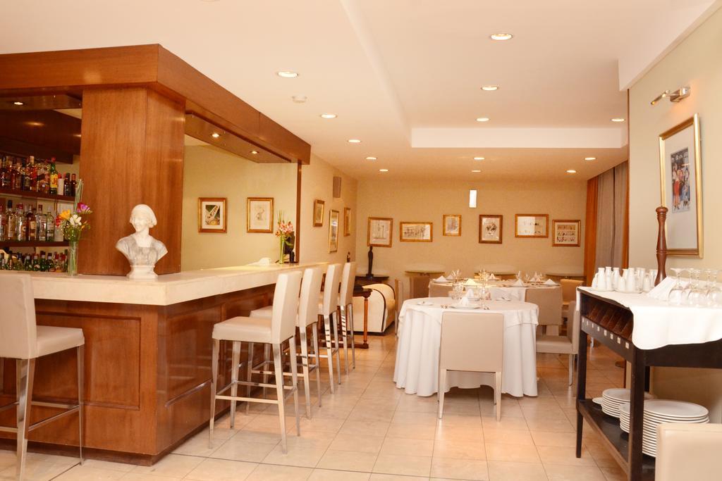 Dorá Hotel